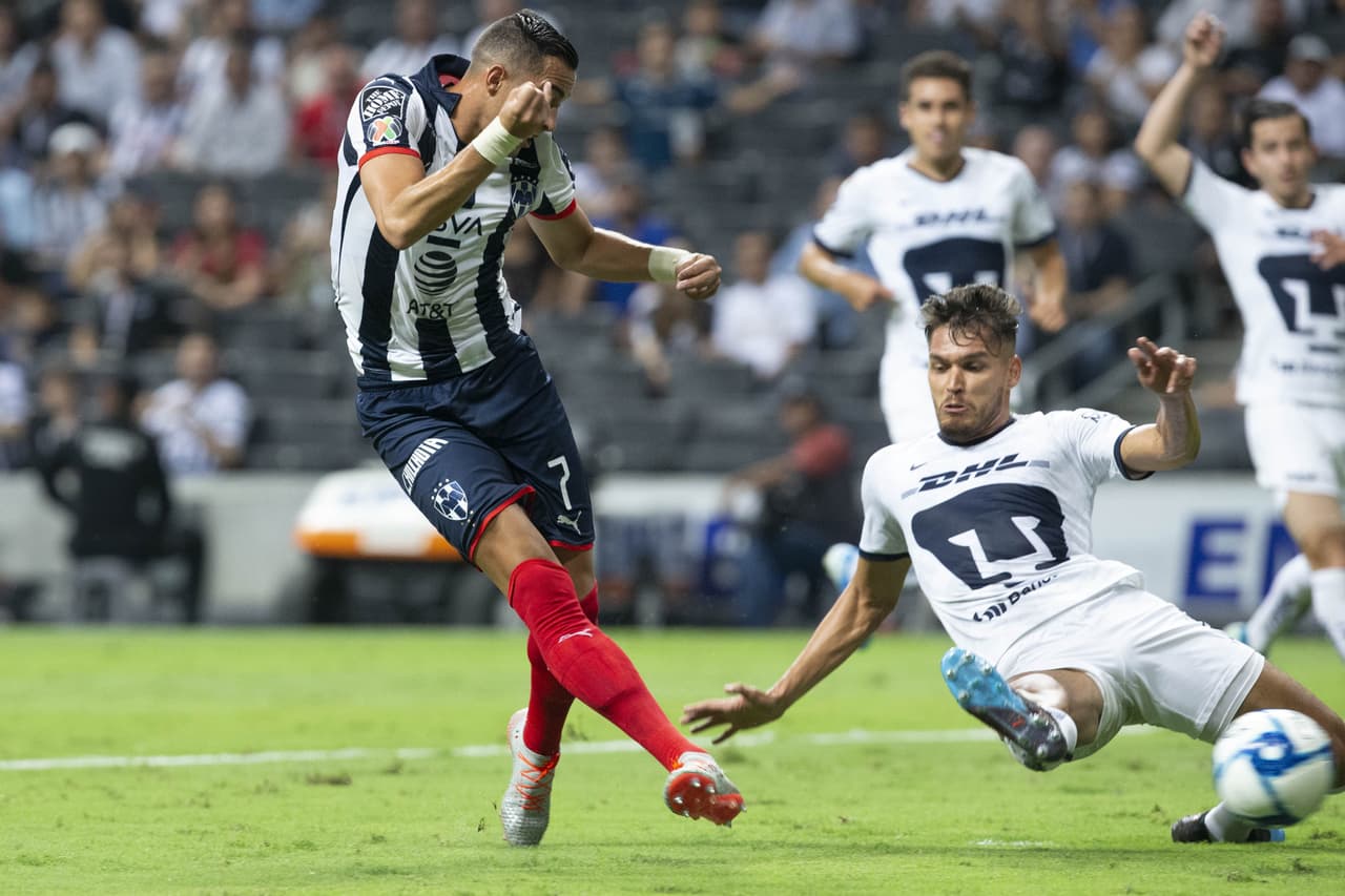 Monterrey arrancó una convincente victoria ante Pumas, que volvió a mostrarse endeble en defensa. Funes Mori y Maxi Meza anotaron para Rayados.