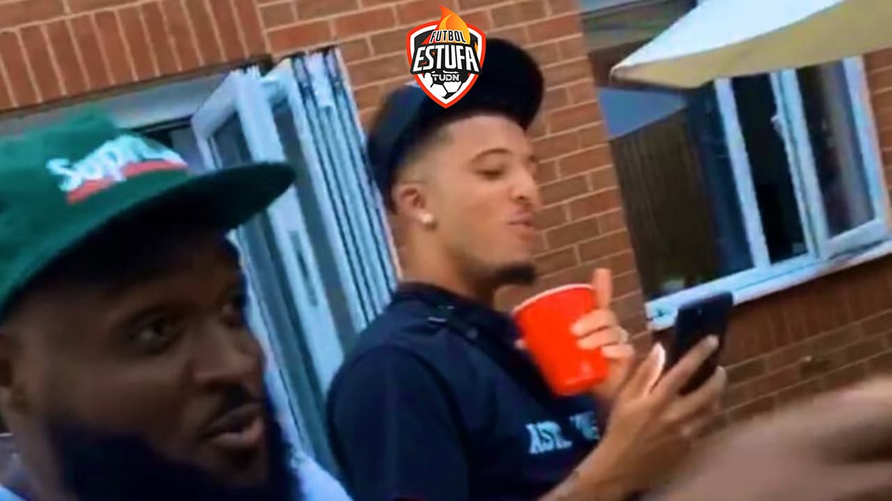 Jadon Sancho es visto en Inglaterra y alimenta especulación