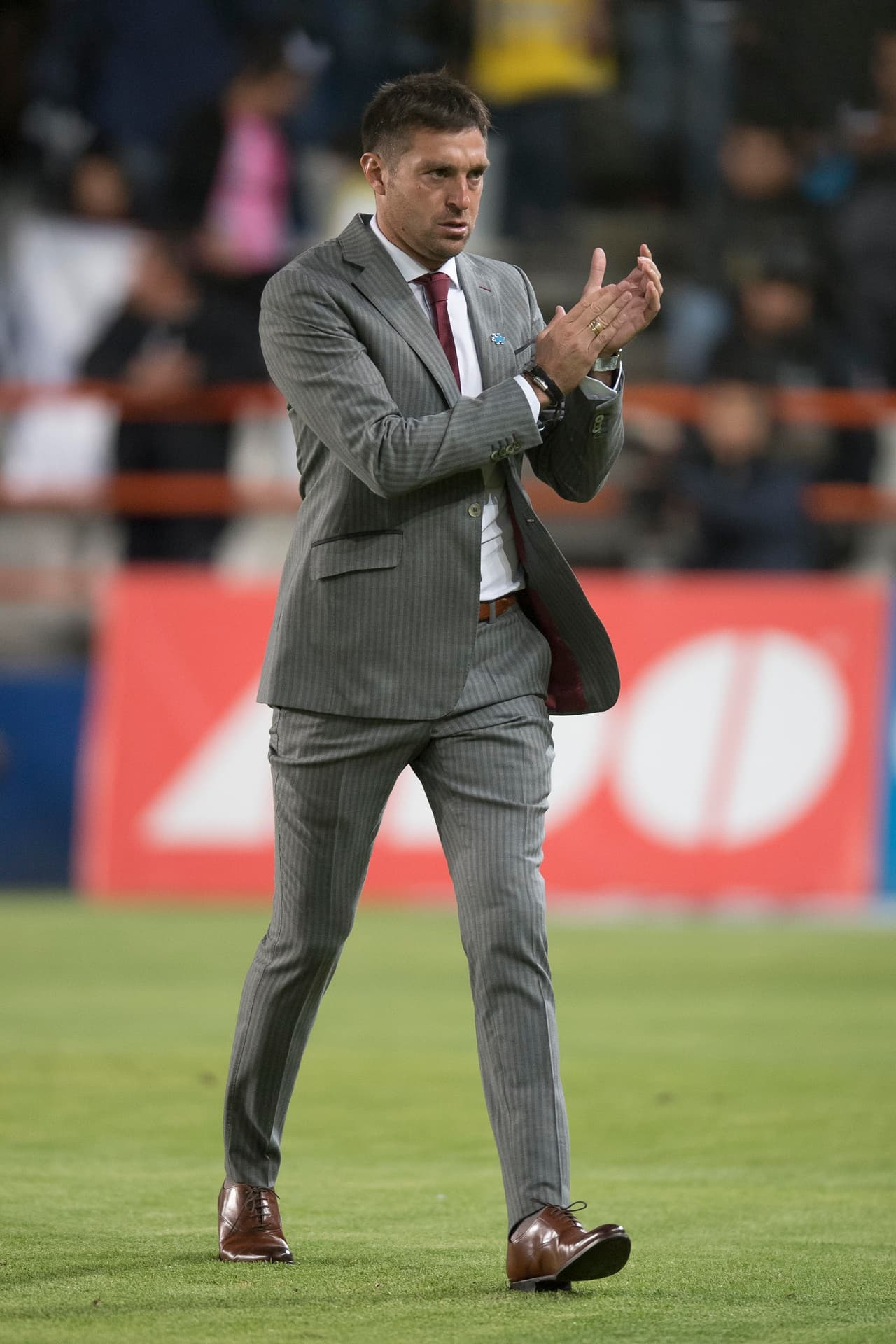 Diego Alonso, DT del Pachuca está decidido a lograr la clasificación de su equipo.