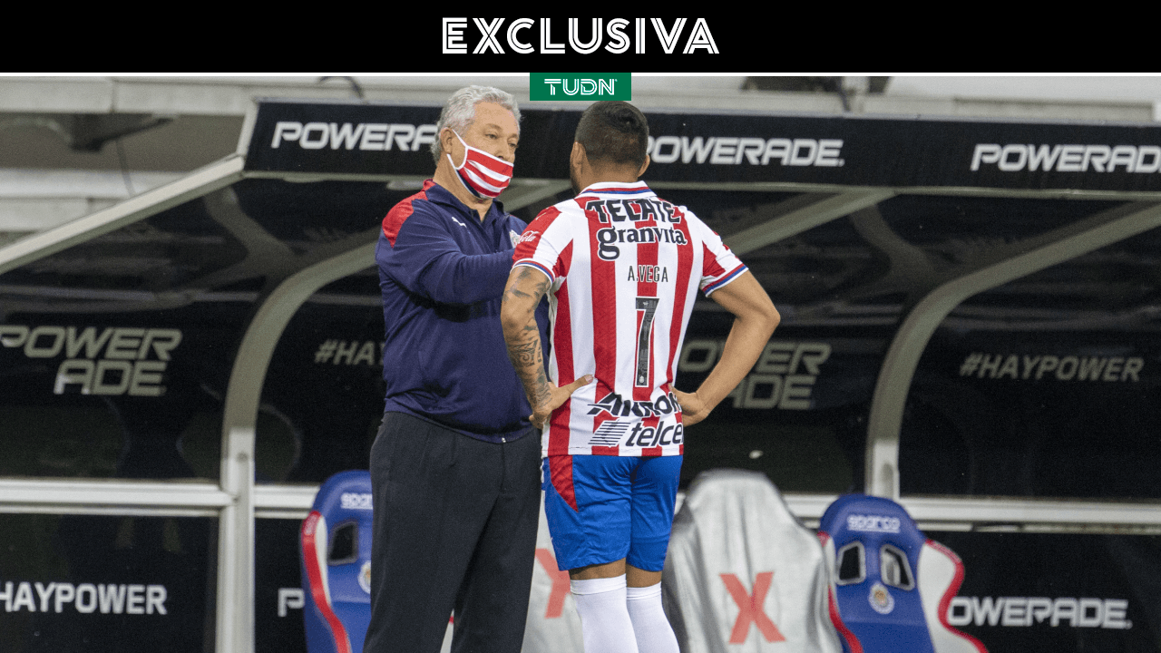 Alexis Vega pide la permanencia de Vucetich con Chivas