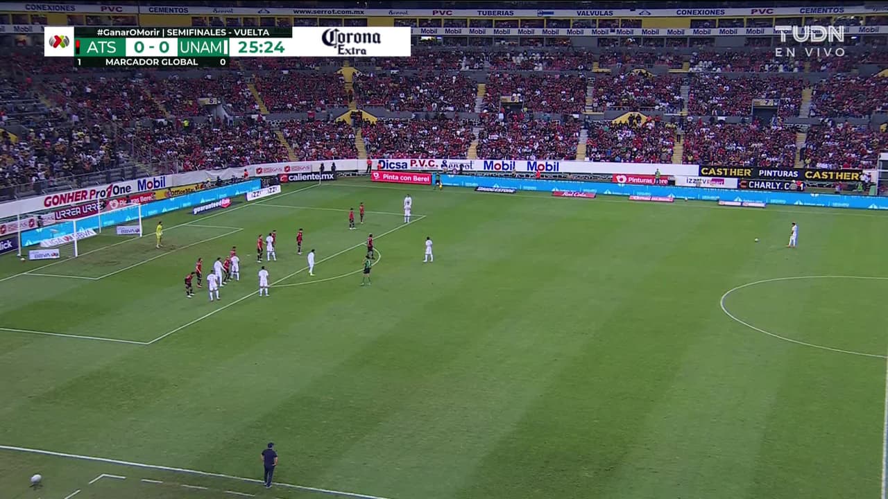 ¡TIRO ATAJADO! disparo por Diego Barbosa.