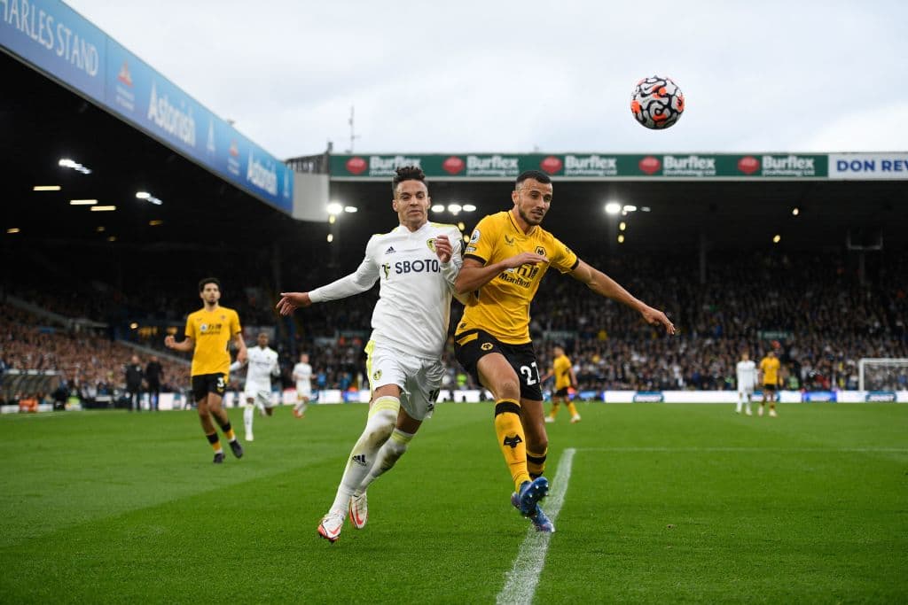 Rodrigo Moreno no desaprovecha el penal que le regalaron al inuti 90+4 y hace que el Leeds United y el Wolverhampton empaten 1-1 y dividan los puntos.