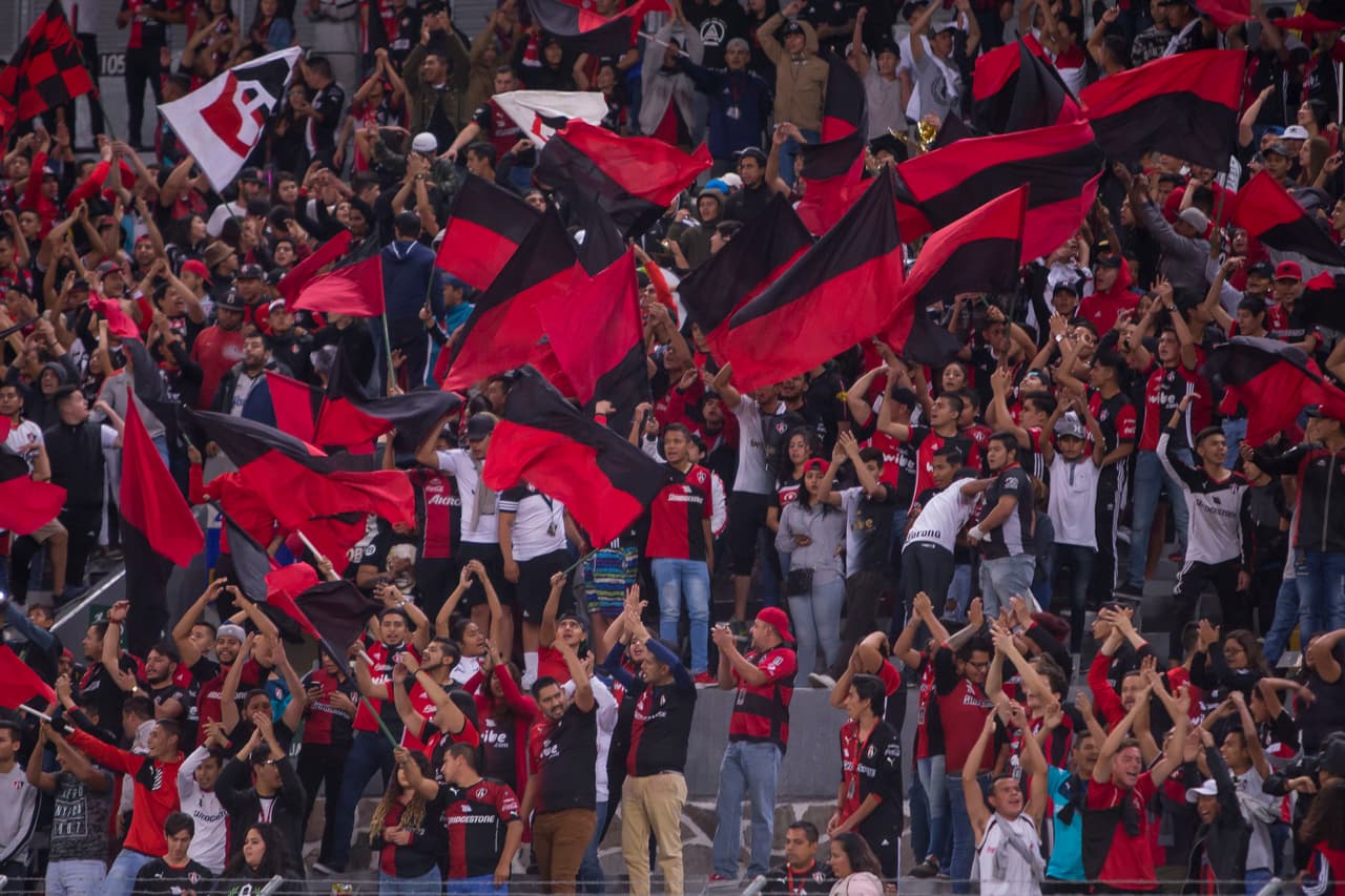 Aún así la aficion salió complacida del Jalisco luego de un duelo intenso y bien jugado.