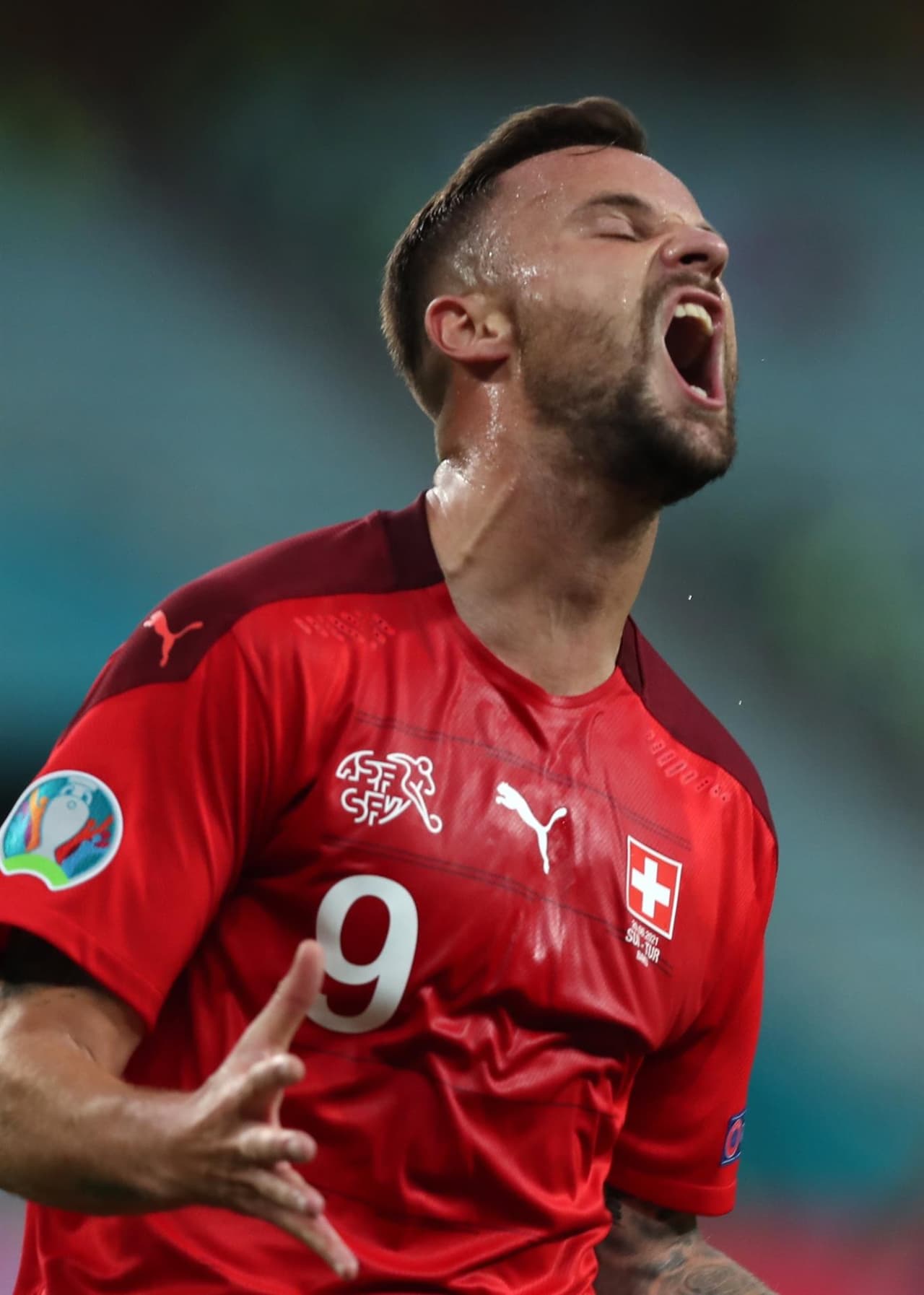 Suiza golea a Turquía 3-2 y, con este resultado, es tercero en el Grupo A en la Euro 2020. Con doblete de Xherdan Shaquiri y gol de Haris Seferovic, los suizos consiguen la victoria y esperan combinaciones para su clasificación a la siguiente ronda.