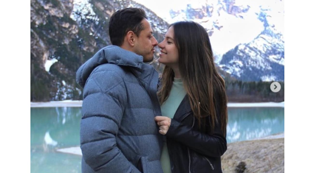 Chicharito no entrenó por problema de salud y presumió viaje a Italia