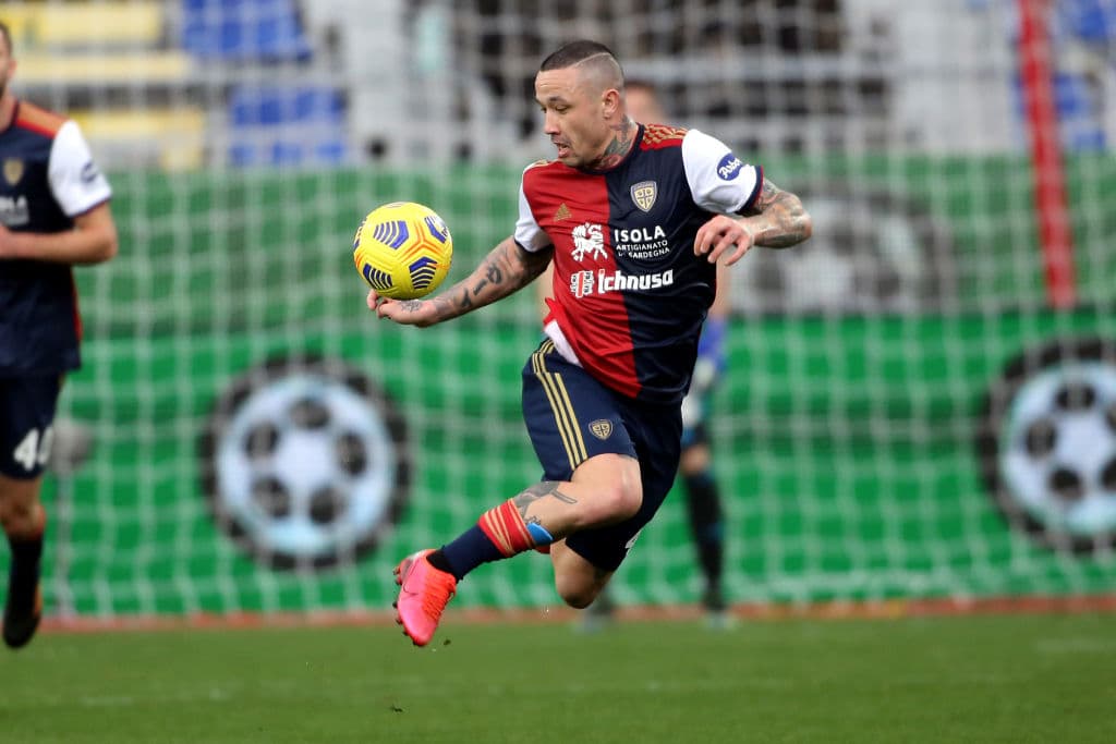 Sassuolo empató 1-1 al minuto 94 al equipo de Cerdeña, quien sigue en zona de descenso en la Serie A.