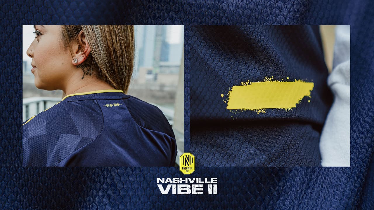En el cuello, la camiseta incluye el diseño de una onda de sonido , que se traduce en la frase "Nashville es Azul y Oro".
<br>