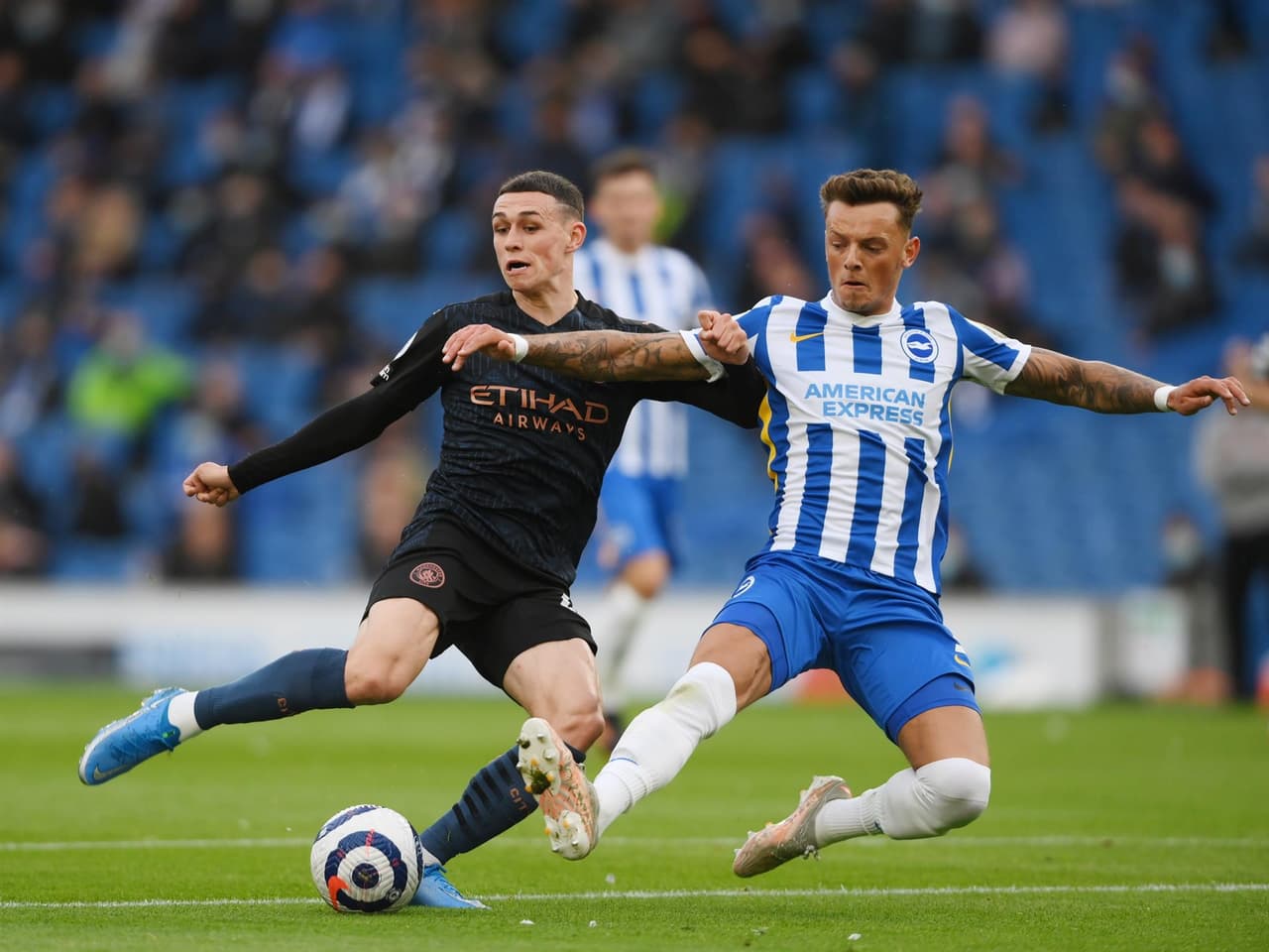 ¡Qué remontada! Tras ir perdiendo 0-2 ante el Manchester City, Brighton and Hove Albion hizo lo que nunca había hecho y derrotó a los de Pep Guardiola 3-2 en la penúltima fecha de la Premier League. Gundogan y Phil Foden le daban la victoria parcial a los 'cityzens', pero Trossard, Webster y Burn le dieron la alegría más grande al equipo local.