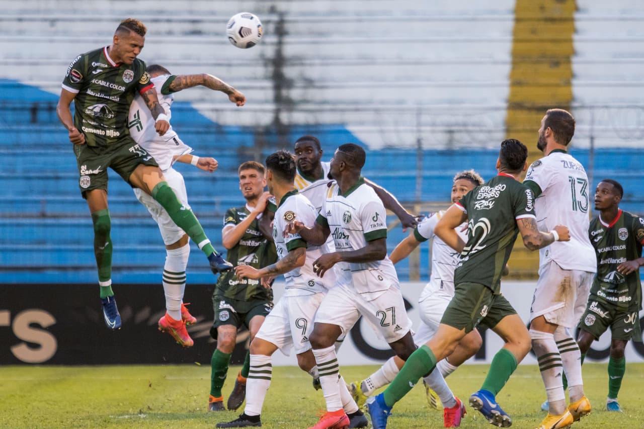 Los locales tuvieron que venir de atrás en dos ocasiones para lograr empatar el partido y dejar que todo se decida en la vuelta en Estados Unidos.