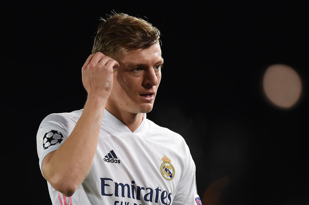Toni Kroos da positivo por COVID-19 y es baja del Real Madrid