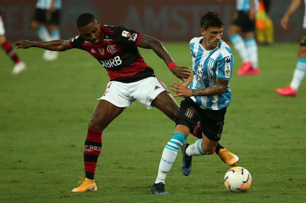 Flamengo se deja anotar en en casa y el empate 1-1 le da el pase a Racing gracias al gol de visitante.
