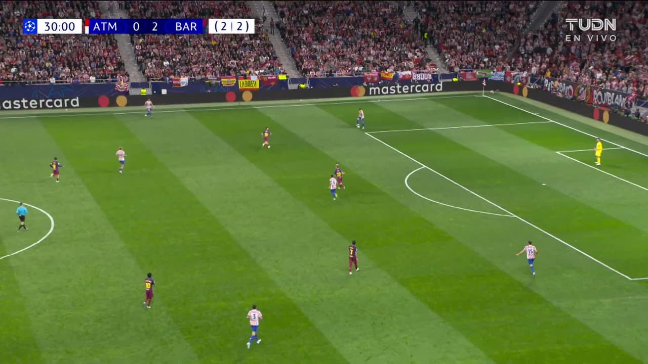 ¡GOL!  anota para Atlético de Madrid. Ademola Lookman