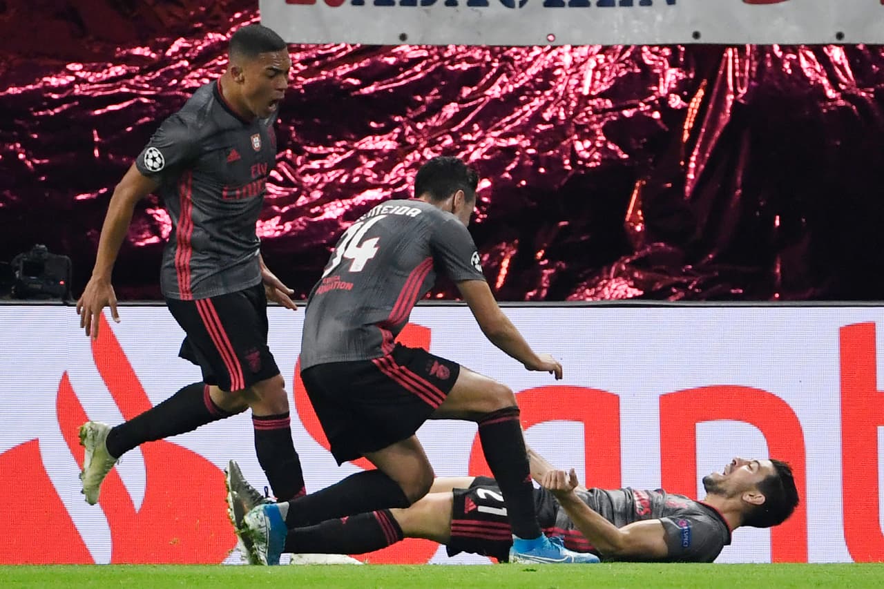 RB Leipzig empata 2-2 con el Benfica; para los visitantes marcaron Pizzi y Vinícius, Forsberg hizo doblete al final del partido para rescatar el empate.