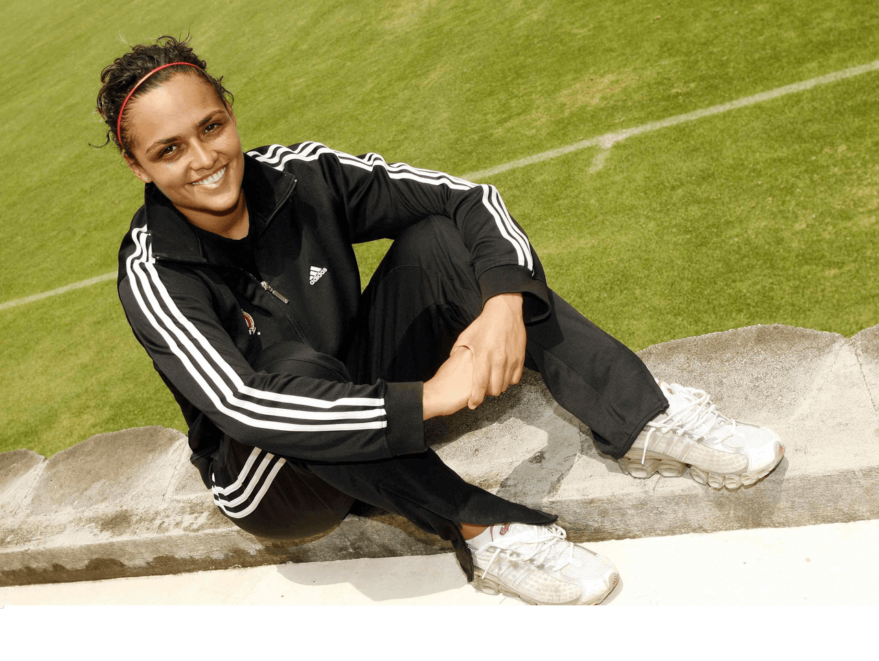 <b>Anjuli Ladrón </b>– La mexicana es una atleta completa que ha adquirido experencia en 20 deportes diferentes y ha campeonado en muchos de ellos . La atleta es conocida por participar en la nueva Liga MX Femenil como portera de Xolos Tijuana, y por asistir al Mundial de Futbol Americano 2017, en donde consiguió la medalla de bronce.