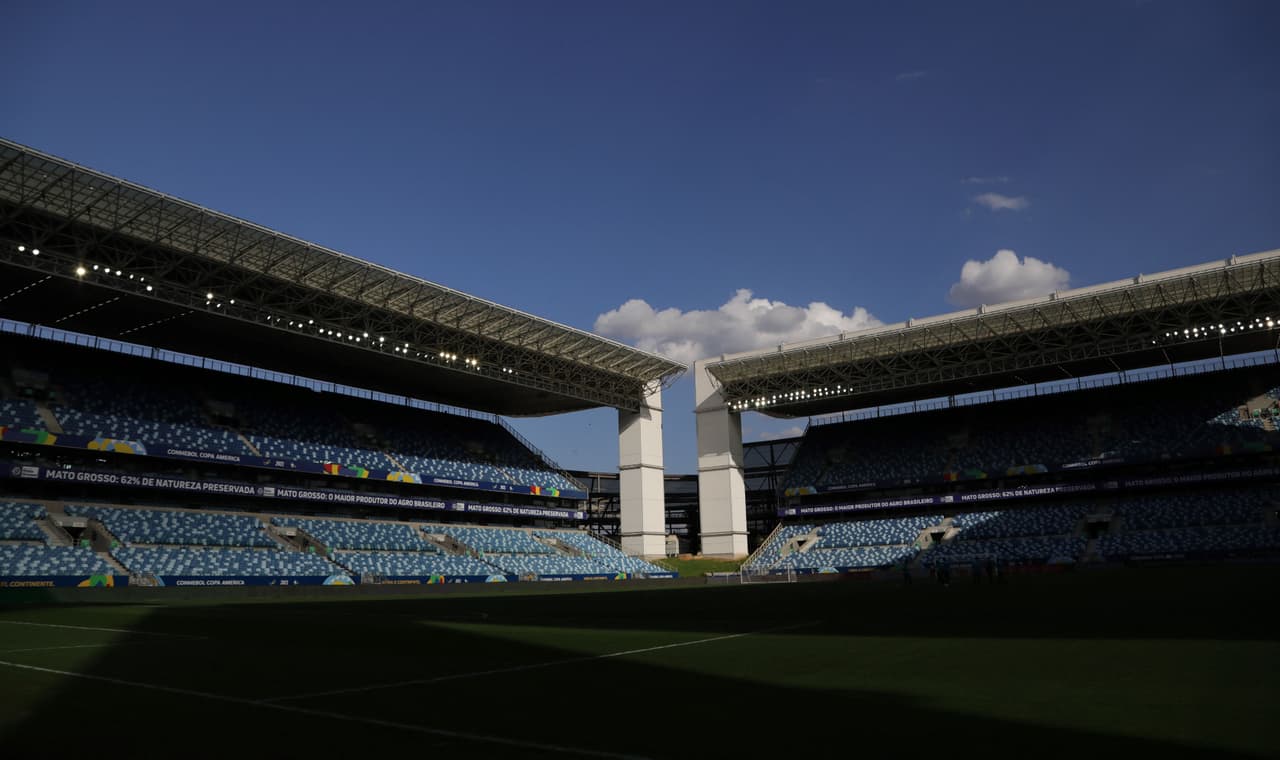 La Arena Pantanal lució espectacular desde el inicio del juego.