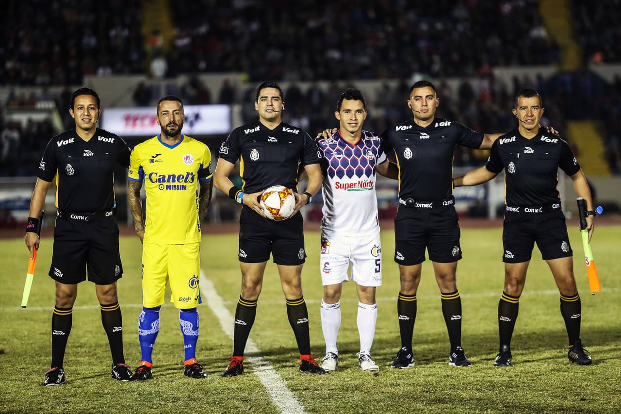 La oncena sonorense (4), con mejor ubicación en la tabla general que su rival potosino (5) se llevó el privilegio de cerrar la eliminatoria en casa, pero no fue capaz de sacarle provecho a esa ventaja.