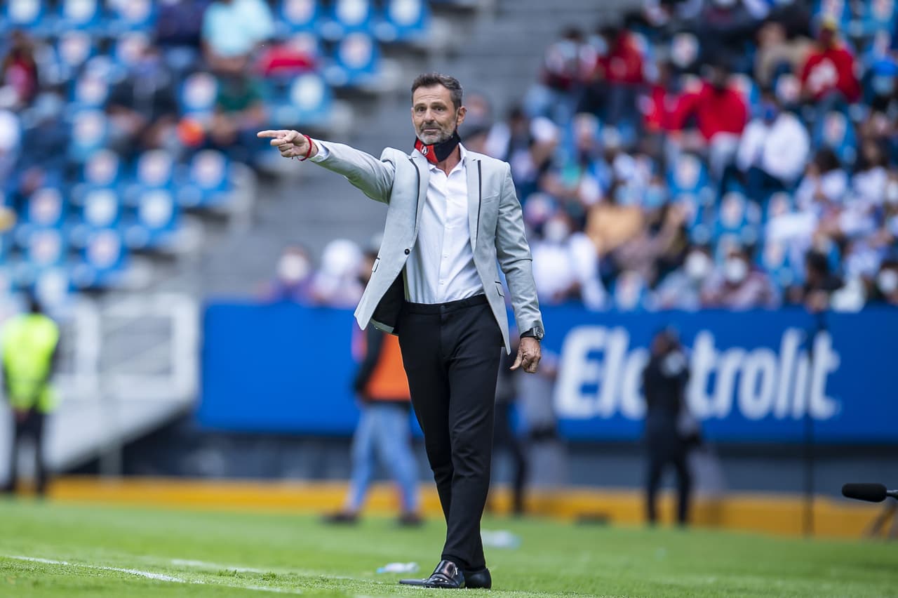 Cocca hizo de todo para intentar encontrar el gol que les diera el pase pero fue poco efectivo.