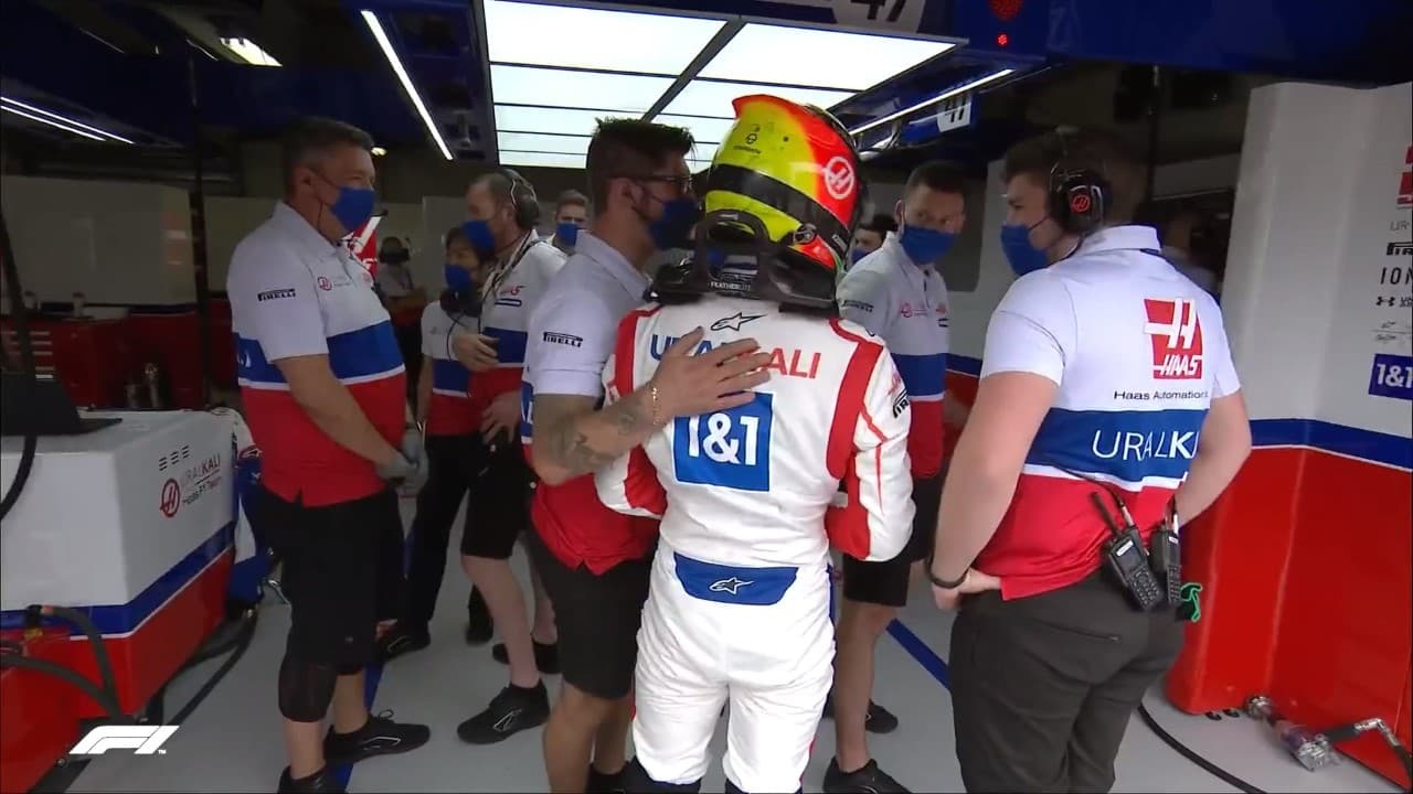 Sorpresiva calificación en el circuito callejero del Principado de Mónaco, Ferrari regresa a una Pole position de la mano de Charles Leclerc, el piloto que corre en casa.