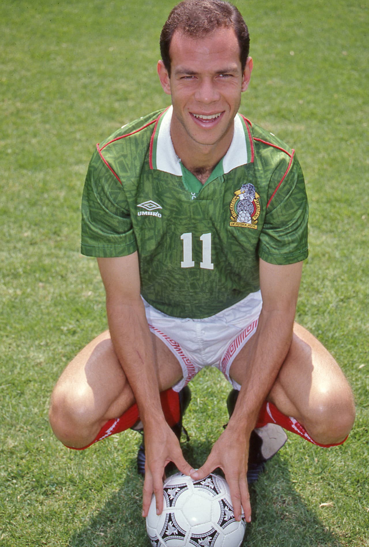 Zague anotó tres goles en la primera mitad, al minuto de partido, su segundo a los 21 y el tercero a los 29 minutos.