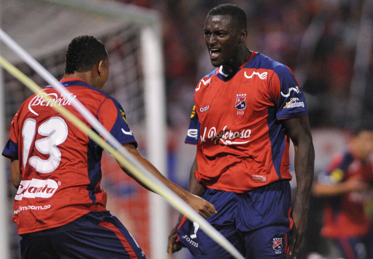 Deportivo Independiente Medellín tuvo dos narcotraficantes involucrados en sus acciones, en primera instancia Héctor Mesa y más tarde el mismo Pablo Escobar invirtió su dinero en el DIM.