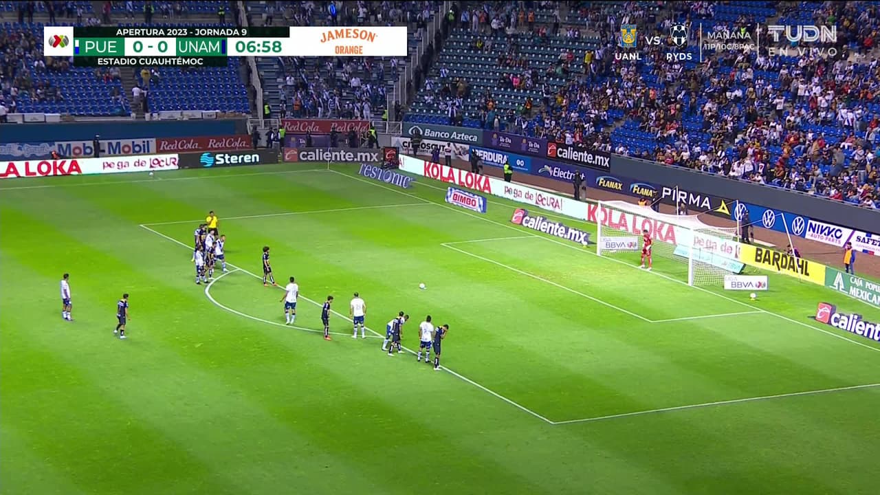 ¡GOL!  anota para Pumas UNAM. César Huerta