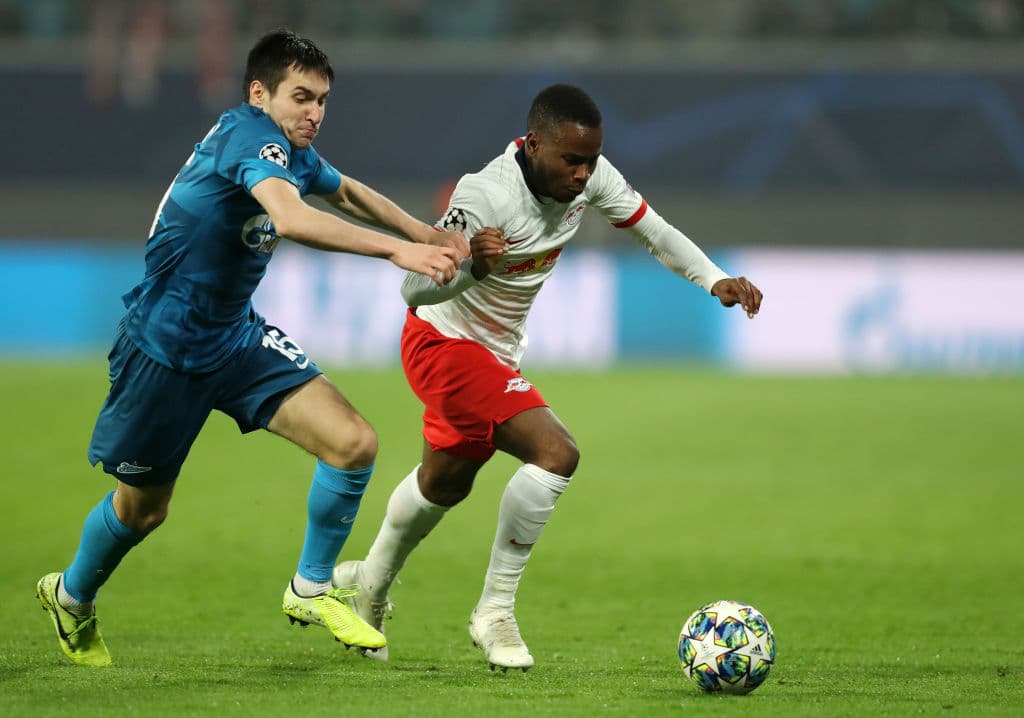 RB Leipzig 2-1 Zenit. Los alemanes vinieron de atrás para ganar en casa, con goles de Laimer y Sabitzer; por el Zenit ruso descontó Rakitskiy.