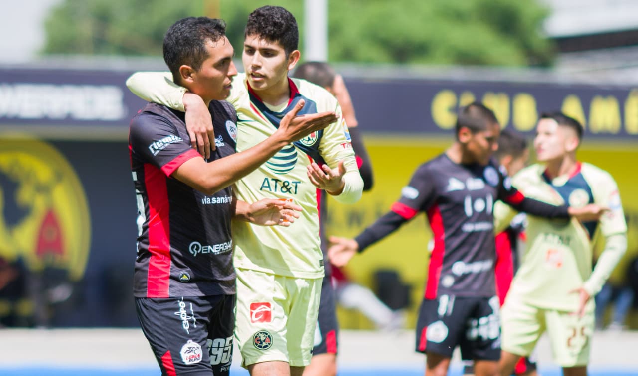 Vargas durante la derrota ante Lobos BUAP en la Liga MX sub-20.