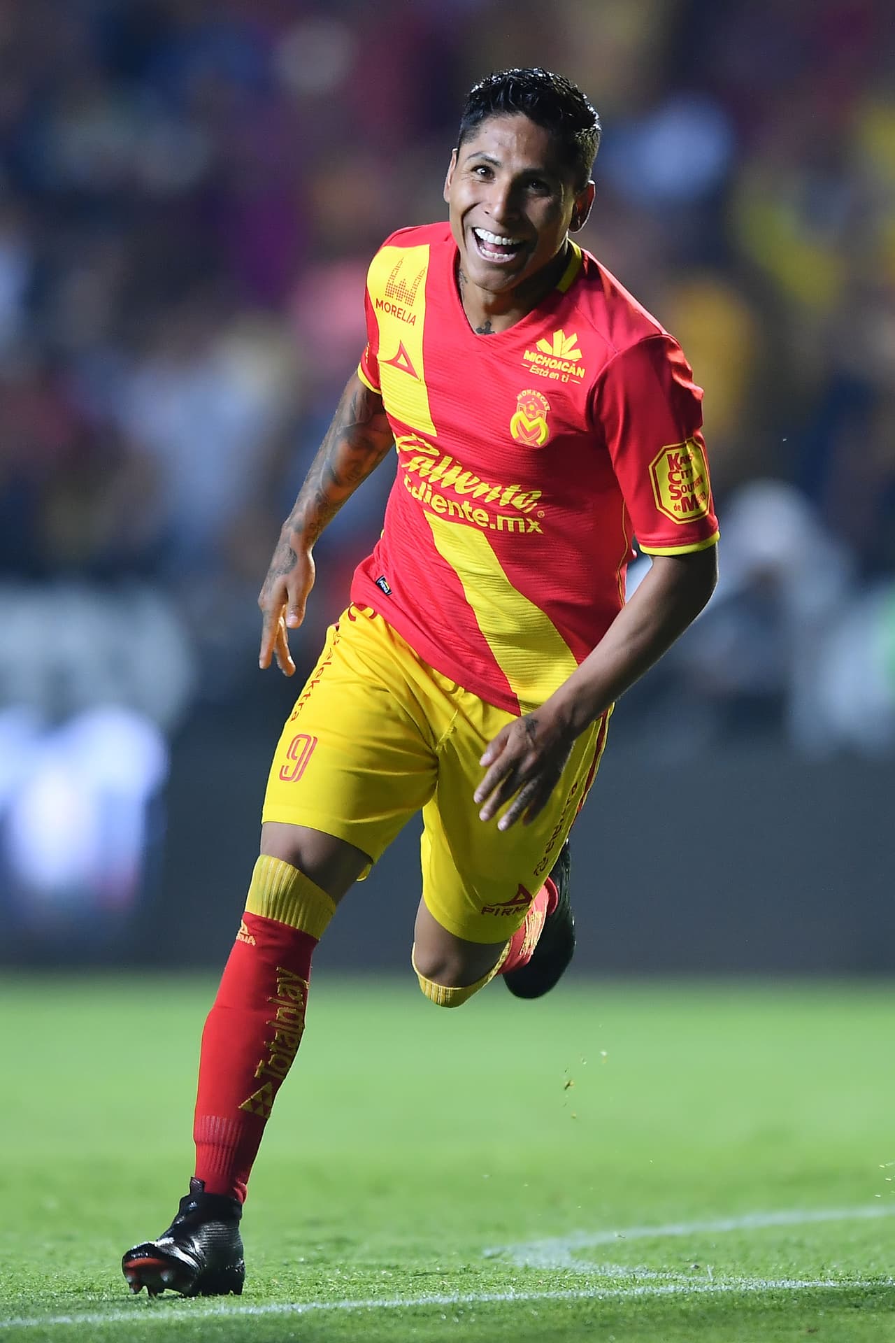 13 Raúl Ruidíaz - Morelia (5 goles)