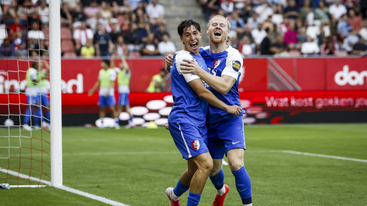 AZ Alkmaar golea al Utrecht y Mateo Chávez da dos asistencias