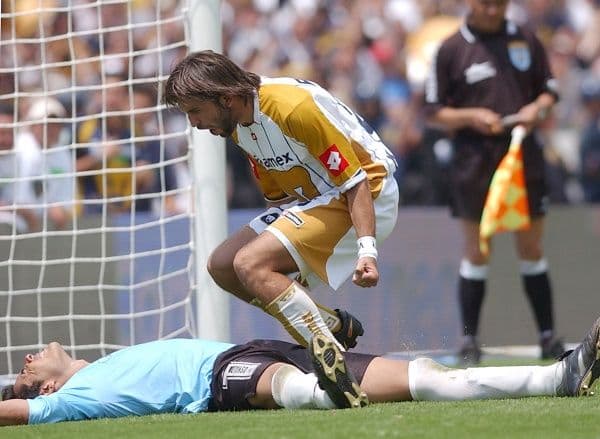 Kikín recordó el penal y el festejo a Oswaldo en la Final del Clausura 2004