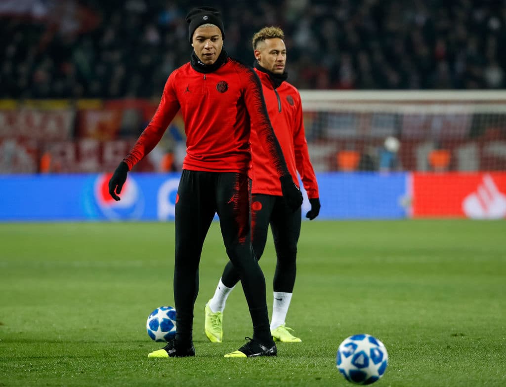 La pareja que forman en ataque Neymar Jr. Kylian Mbappé es una de las más peligrosas del mundo en el balompié, no hay defensa que no pase saliva al verlos combinarse.