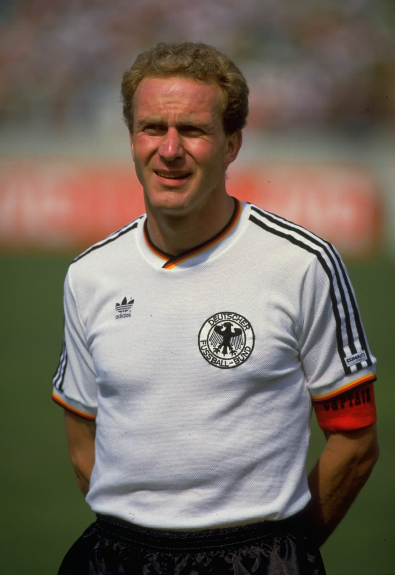 Karl Heinz Rummenigge fue la gran figura de Alemania en el título de Eurocopa de 1980 y en los subtítulos de España-82 y México-86. Ganador del Balón de Oro en 1981 y 1982, es considerado uno de los mejores 50 jugadores del siglo XX según la Fifa.