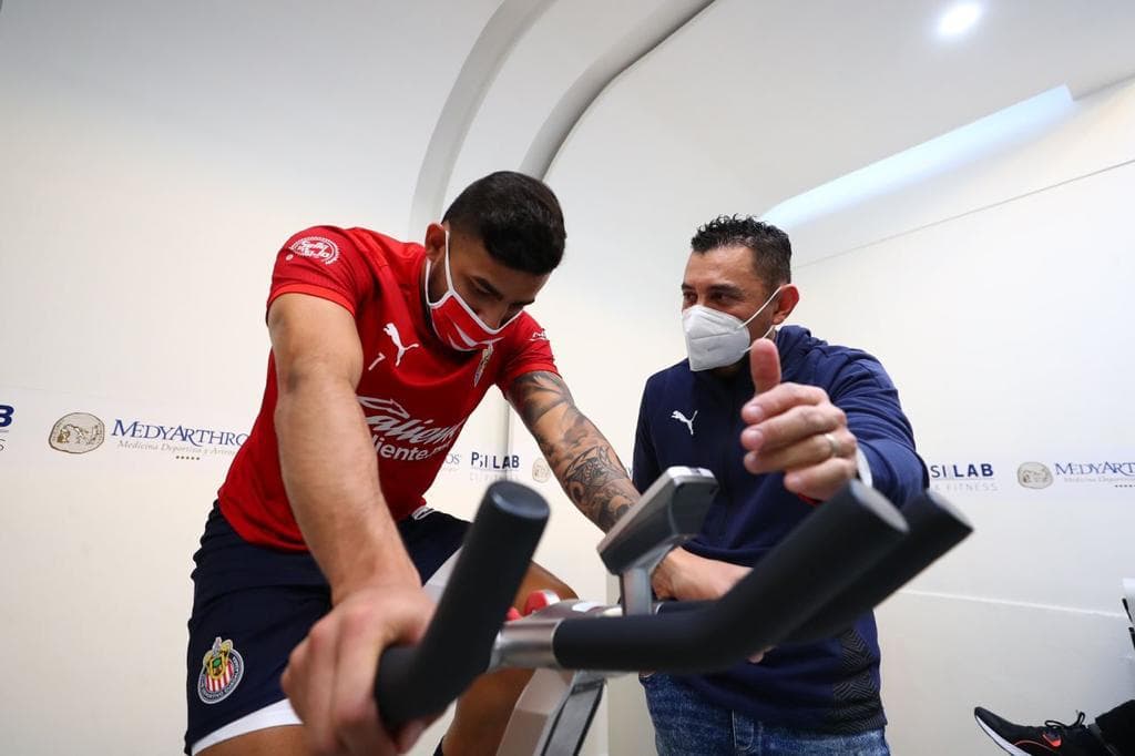 De cara a la pretemporada, jugadores de Chivas se sometieron a pruebas físicas y de COVID-19 para iniciar su preparación al Torneo Guard1anes 2020.
