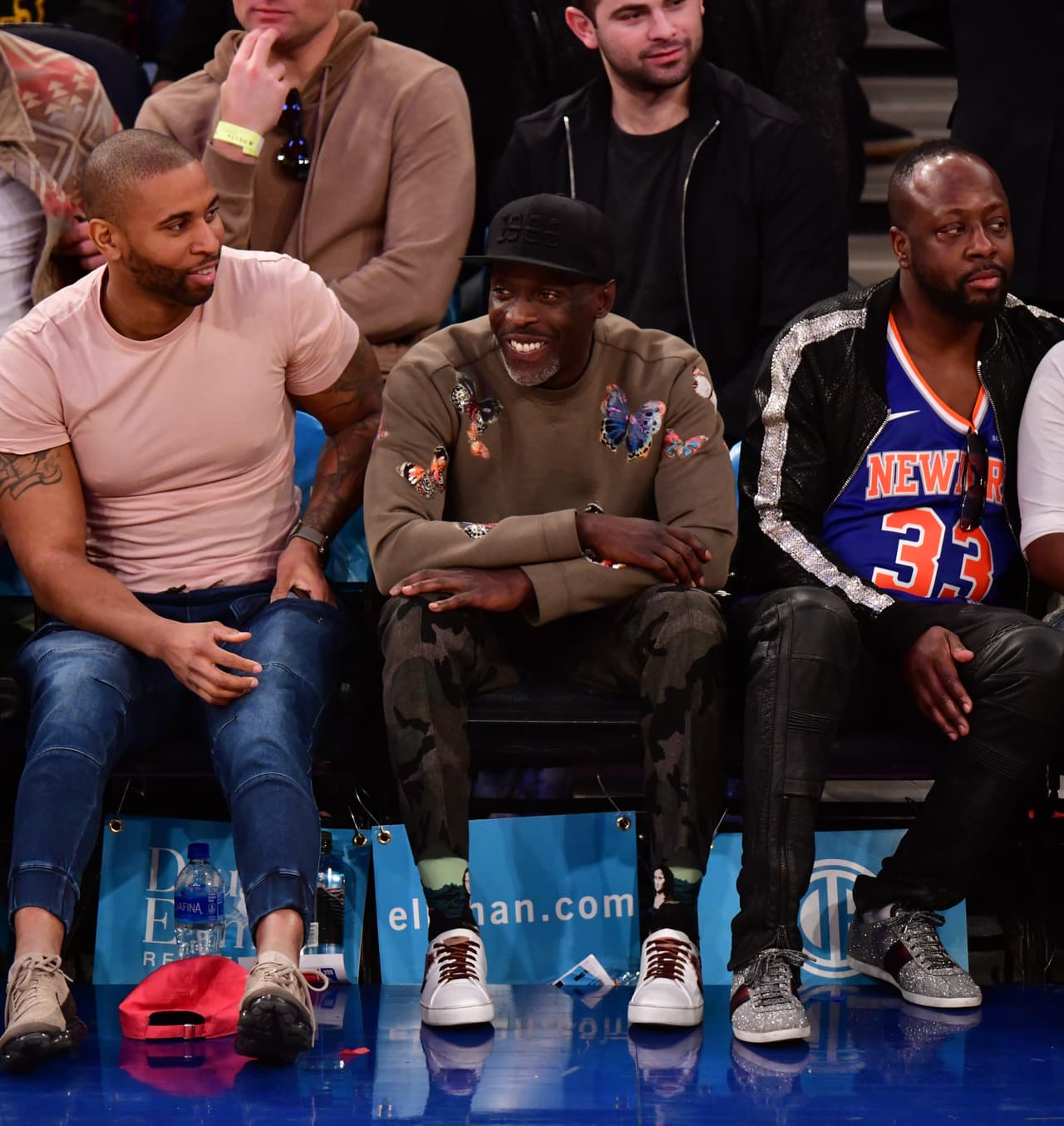 Jon Stewart, Nathan Stewart, Emmy Rossum, James Franco, Isabel Pakzad, Wyclef Jean, Carly Chaikin, Papoose, Remy Ma, Michael K. Williams (foto), entre otros, disfrutaron el triunfo de Knicks contra Lakers en la NBA.