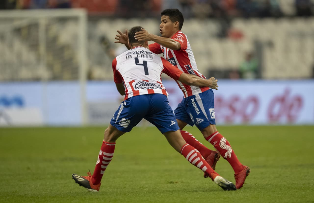 Con doblete de Milton Craglio y gol de Pablo Aguilar, Cruz Azul gana en el Azteca y dice adiós al Apertura 2019.