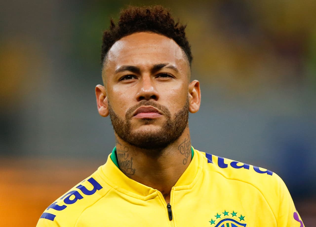 3. Neymar Jr. (Paris Saint-Germian - Ligue 1): 92 millones de dólares.