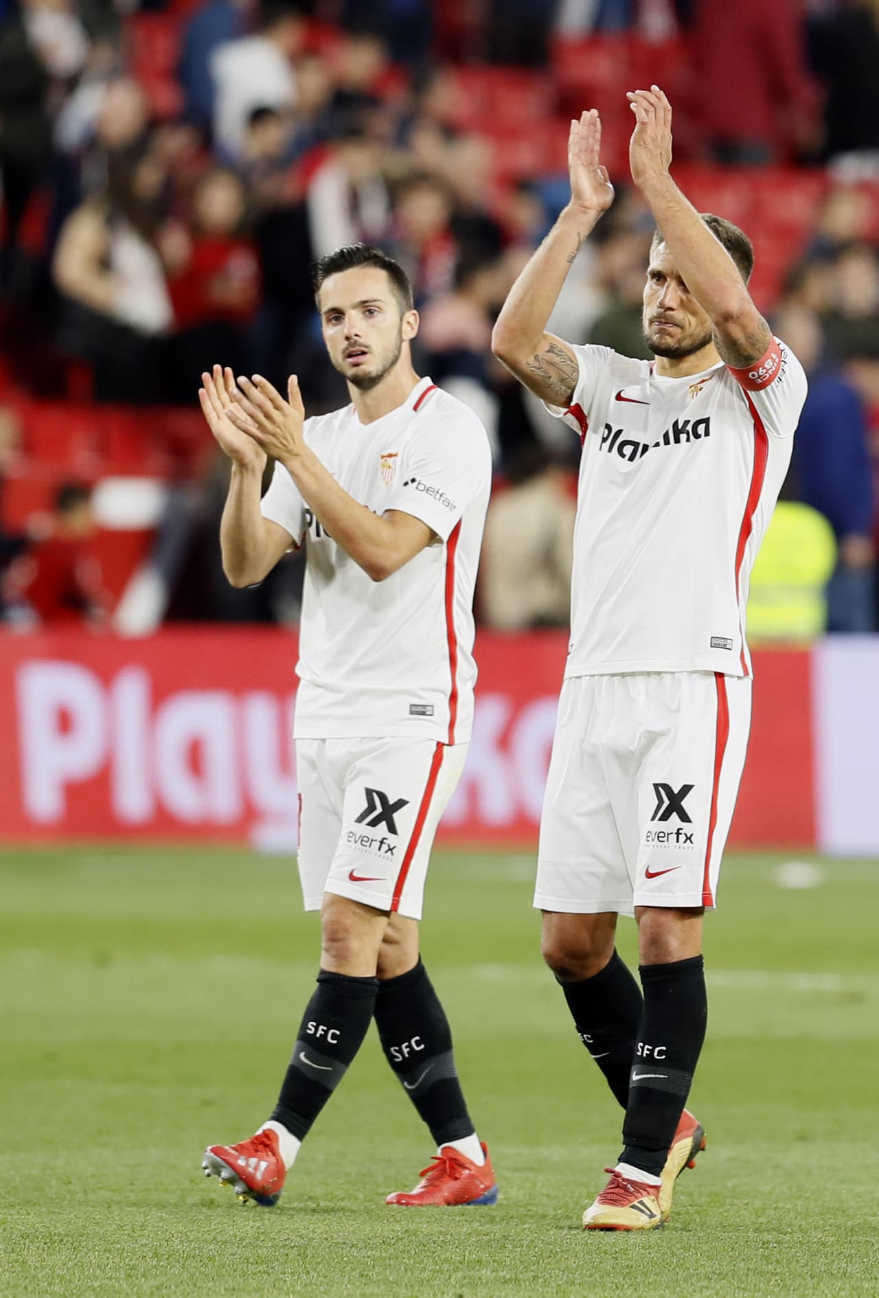 Sevilla goleó 5-0 a Rayo Vallecano en la Jornada 34 de la Liga de España y se acerca a la Champions League, con cinco tantos en el segundo tiempo que resignan al descenso cada vez más a su rival de turno.