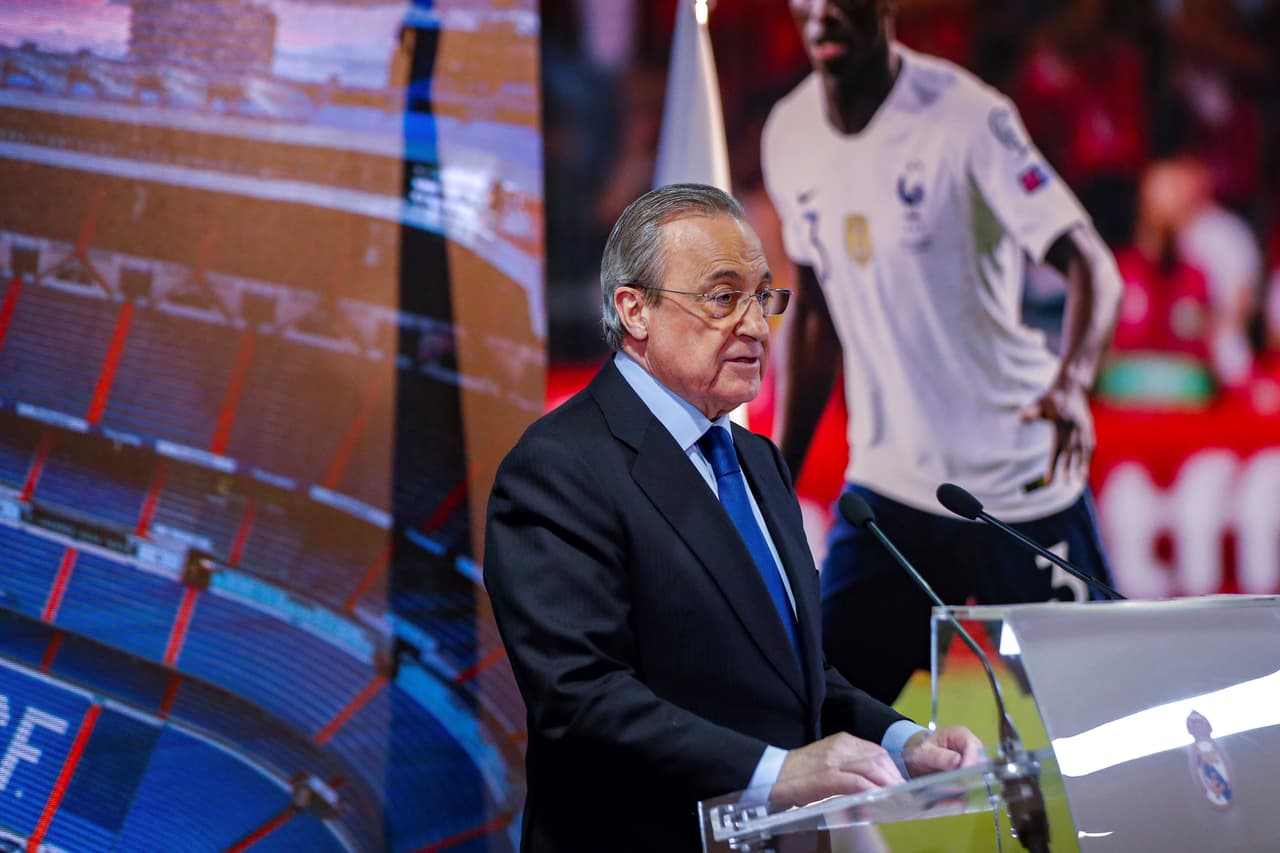 "Damos la bienvenida aun jugador que ha sidomejor lateral izquierdo de las dos últimas temporadasen la liga francesa", aseguró el presidente madridista.