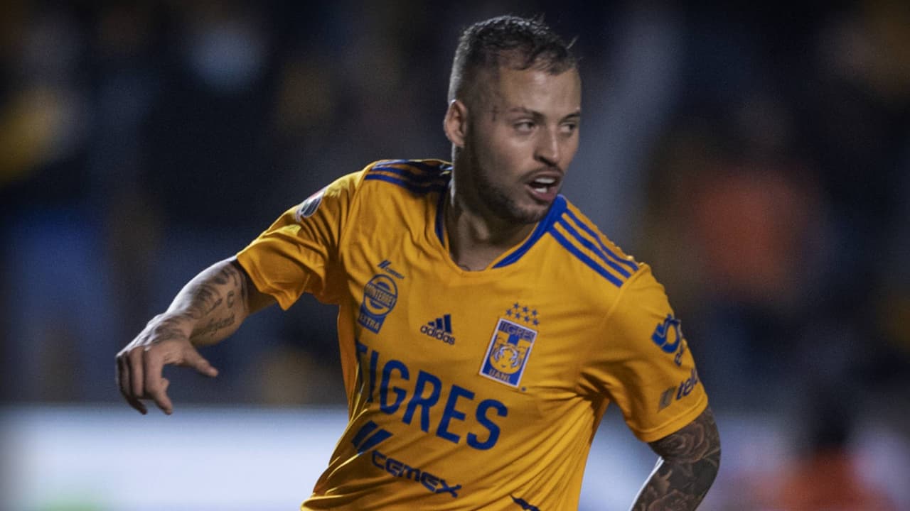 El ‘Diente’ López convocado con Uruguay para Eliminatorias