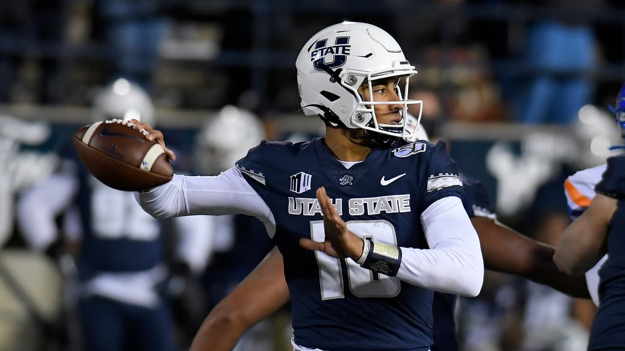 <b>Jordan Love</b> (QB) | Pick 26
<br>Equipo: 
<b>Green Bay Packers (Trade vía Miami Dolphins)</b>
<br>College: Utah State