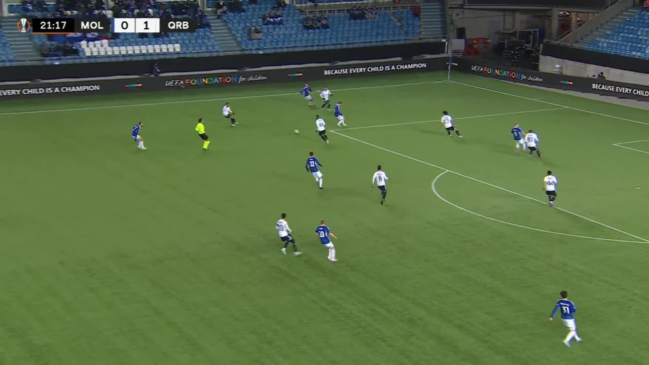 ¡TIRO ATAJADO! disparo por Veton Berisha.