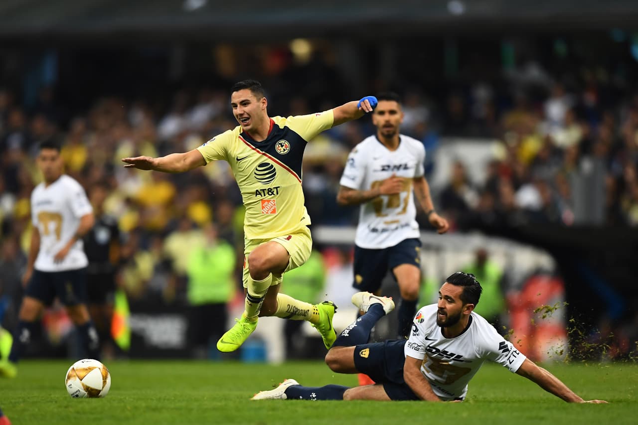 <b>Jorge Sánchez: 9.|</b> Su juventud no le impide ser eficiente. Además, tuvo mucha personalidad y abrió el camino a la victoria azulcrema con pase para el primer gol del partido.