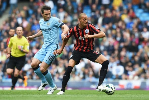 El City mantendría el ritmo en el ataque y antes de finalizar el primer tiempo ya ganaba por dos goles con el tanto de Kolarov.