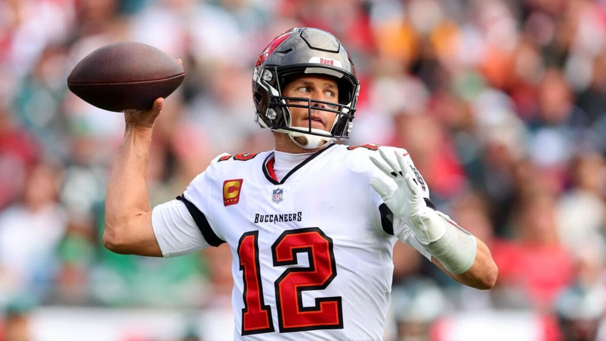 Tom Brady analiza retiro de la NFL por su familia