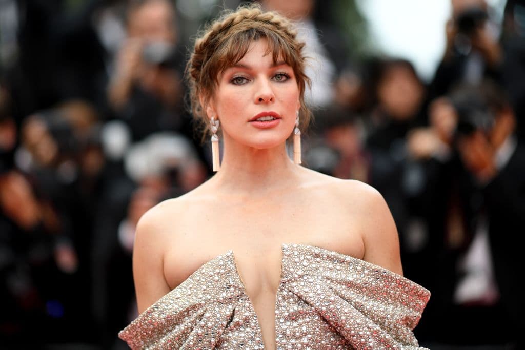 En 2002 se estrenó la primera entrega de ‘Resident Evil’; el exitoso videojuego llegaba a la pantalla grande.