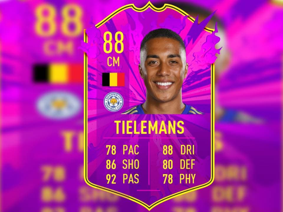 El mediocampista belga, Youri Tielemans, está haciendo olvidar el recuerdo de Kanté en el Leicester City. Ha crecido mucho en el club y tiene mucho futbol por dar.