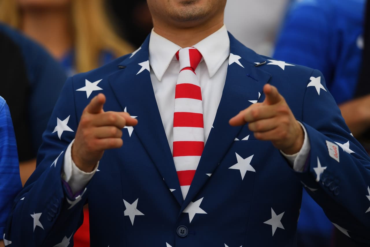 Con banderas, maquillajes, máscaras e incluso con coloridos trajes, aficionados de Ghana y Estados Unidos apoyaron a sus selecciones en partido amistoso previo a la Copa de Oro.