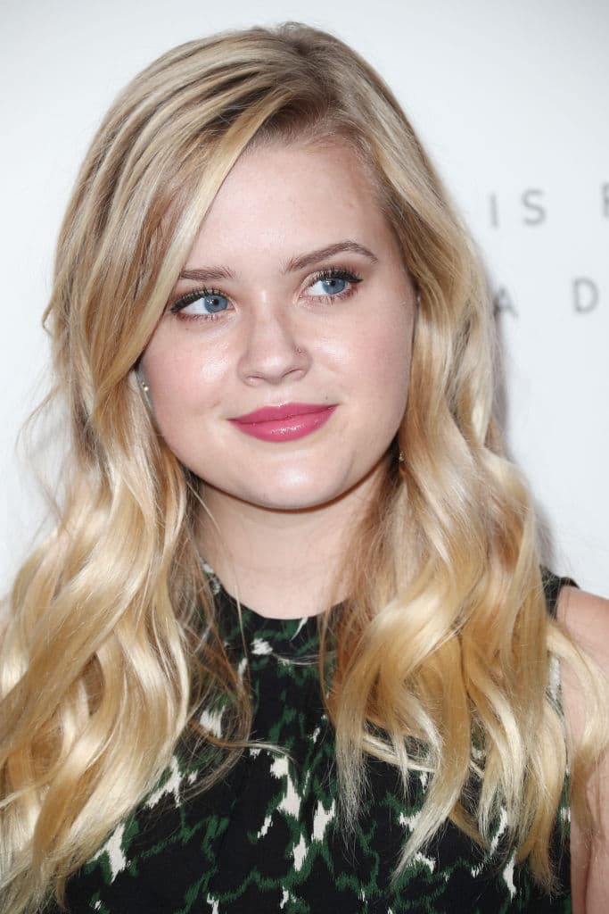 "Así que estoy muy, muy agradecida de que estos pequeños humanos estén en mi vida", agregó.