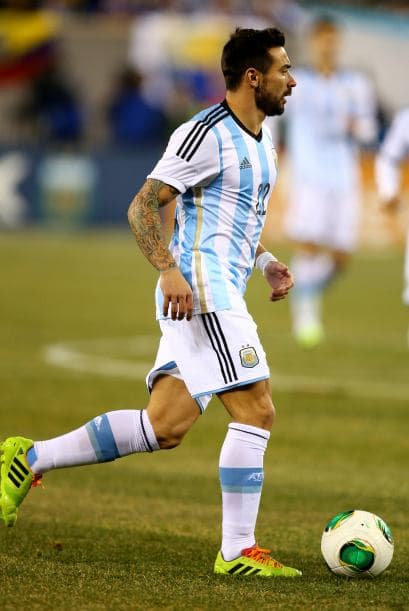 El futbolista argentino se empezó a tatuar desde que era niño.