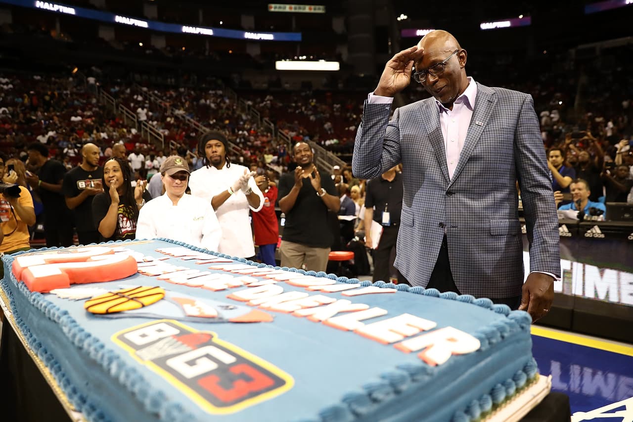 Clyde Drexler, comisionado del Big3 (la liga del básquetbol 3x3 en Estados Unidos) recibió en junio 22 de 2018 una gran sorpresa.